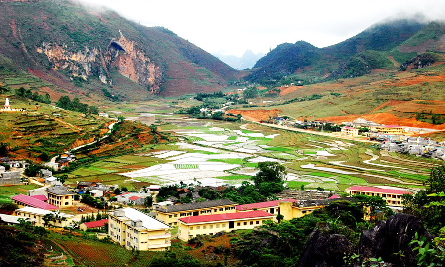 HÀ GIANG - CỘT CỜ LŨNG CÚ - ĐỒNG VĂN - MÃ PÌ LÈNG - TÂN TRÀO - VINCOM ROYAL  CITY